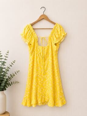 Sophie Rue Babydoll Floral Dress Size M Butter Yellow Y2K Cottagecore Coquette